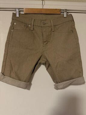 2/$20 Levi's Men's Tan Roll-Cuff Jean Shorts